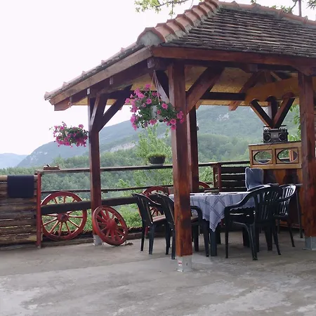 Tri Bagrema Km Mokra Gora