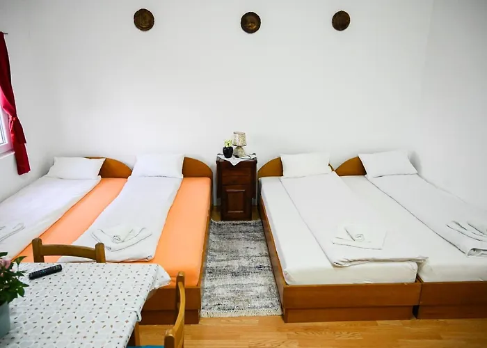 Daire Tri Bagrema Km Mokra Gora