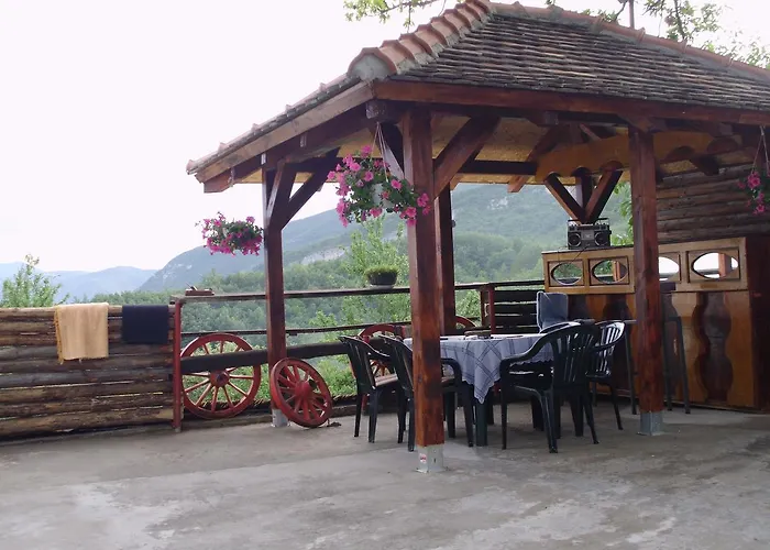 Tri Bagrema Km Mokra Gora